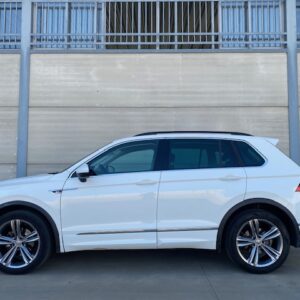 VOLKSWAGEN TIGUAN R LINE